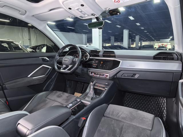 Audi Q3 2022, фото 16