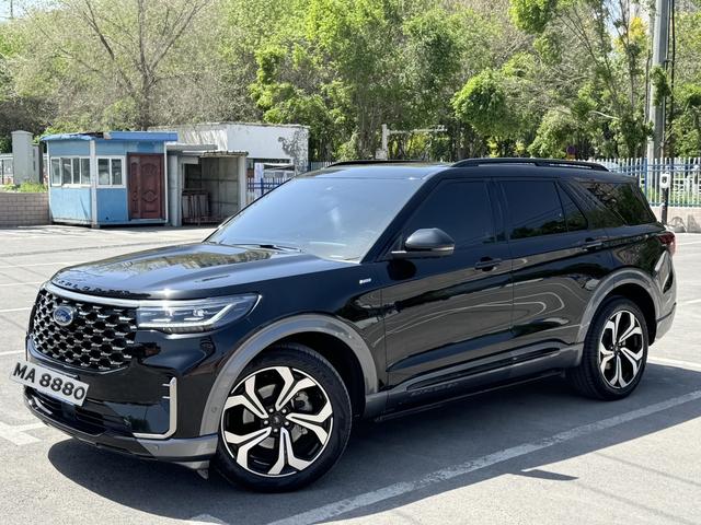 Ford Explorer 2023, 2.3 л турбо, автомат, полный, пробег 54 000 км — авто из Китая с пробегом