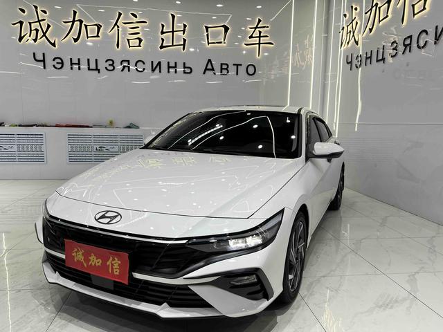 Hyundai Elantra 2023, 1.5 л, вариатор (CVT), передний, пробег 14 000 км — авто из Китая с пробегом