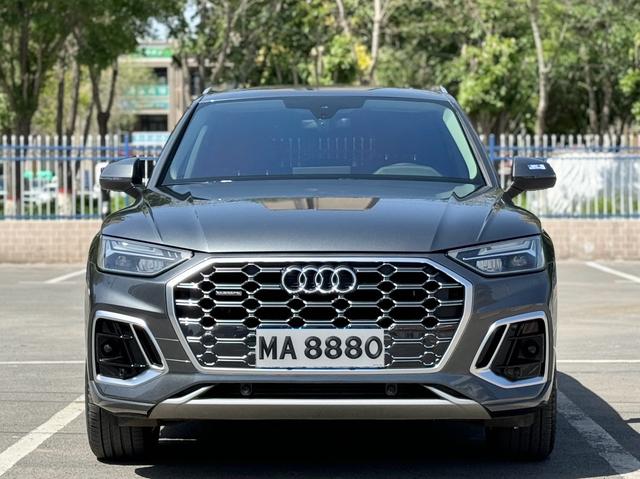 Audi Q5L 2023, фото 2