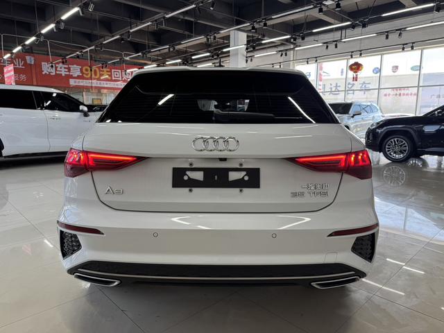 Audi A3 2022, фото 5