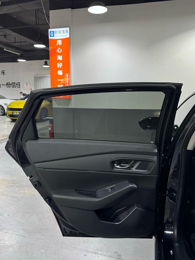 Honda Accord 2025, фото 17