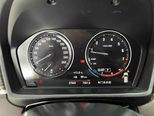 BMW X1 2022, фото 11