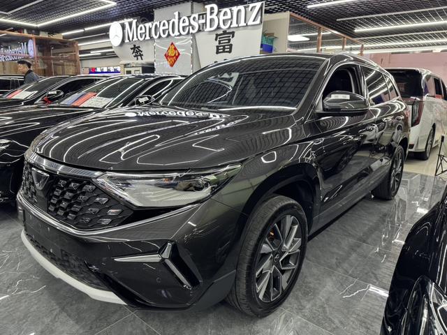 Jetta VS7 2023, 1.4 л турбо, автомат, передний, пробег 18 000 км — авто из Китая с пробегом