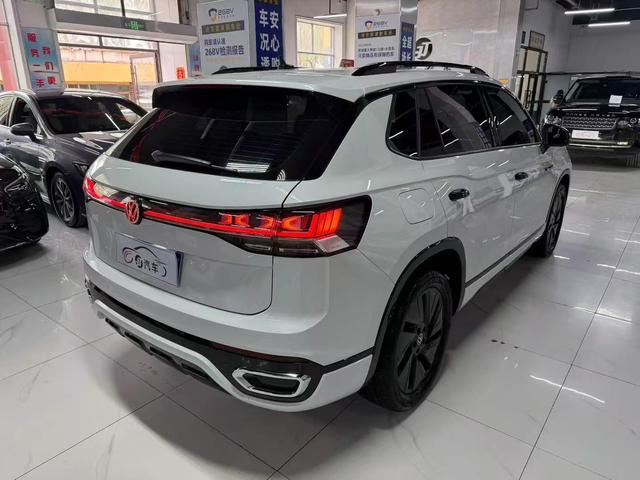 Volkswagen Tayron 2023, фото 6