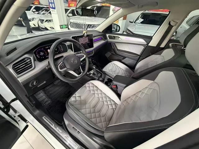 Volkswagen Tayron 2023, фото 7