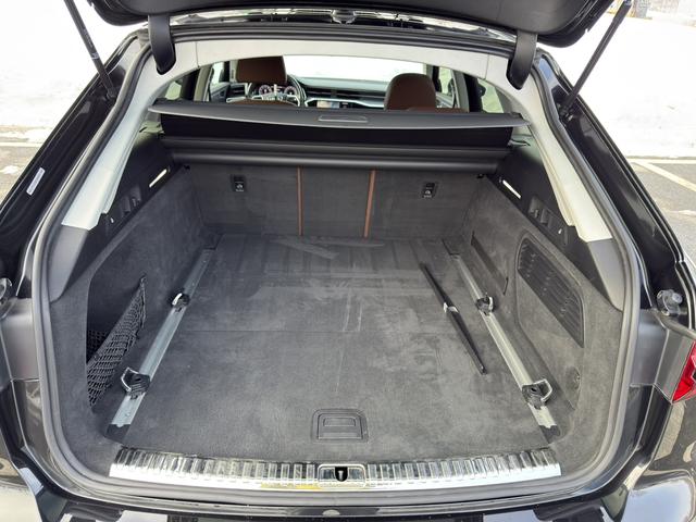 Audi A6 2021, фото 15