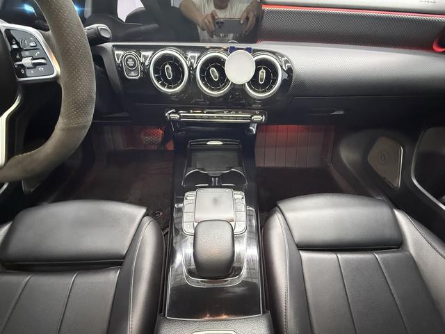 Mercedes-Benz A-Class 2021, фото 11