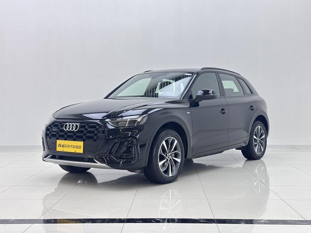 Audi Q5L 2023, 2 л турбо, робот (DCT), полный, пробег 24 200 км — авто из Китая с пробегом
