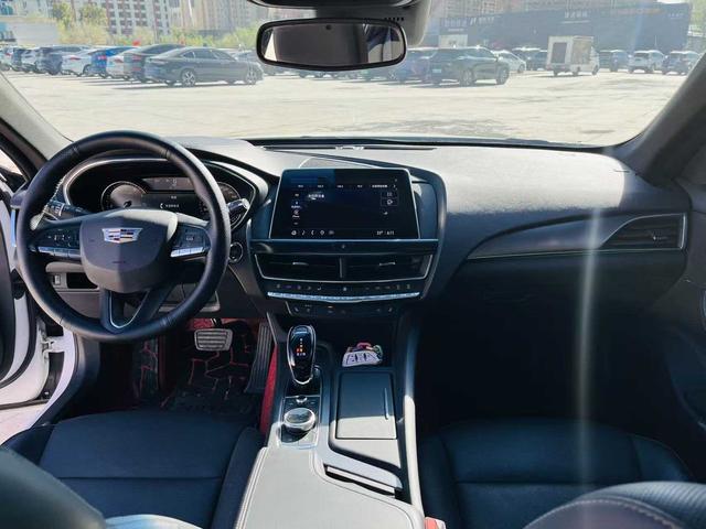 Cadillac CT5 2022, фото 7