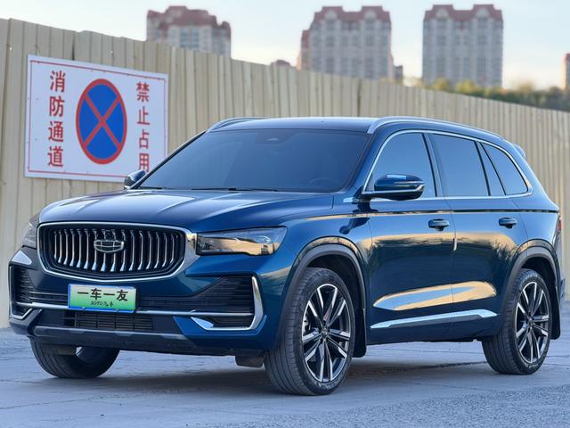 Geely Xingyue L 2024, 2 л турбо, автомат, передний, пробег 30 000 км — авто из Китая с пробегом