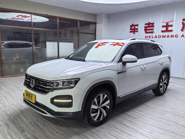 Volkswagen Tayron 2021, 2 л турбо, робот (DCT), передний, пробег 70 000 км — авто из Китая с пробегом