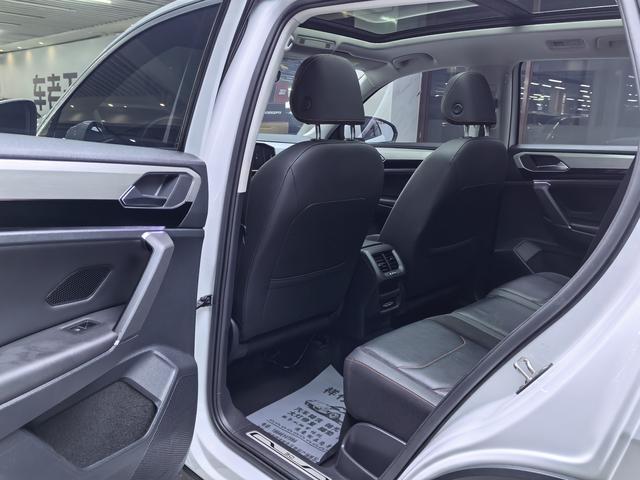 Volkswagen Tayron 2021, фото 6