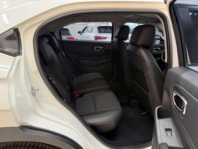 Honda Vezel 2023, фото 8