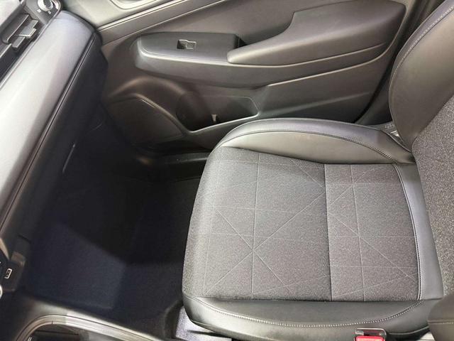 Honda Vezel 2023, фото 16