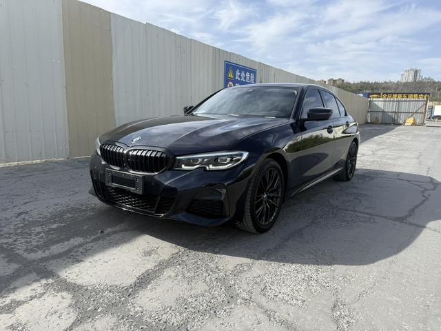 BMW 3 2021, 2 л турбо, автомат, задний, пробег 88 000 км — авто из Китая с пробегом