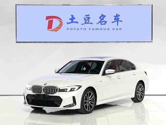BMW 3 2023, 2 л турбо, автомат, задний, пробег 33 300 км — авто из Китая с пробегом