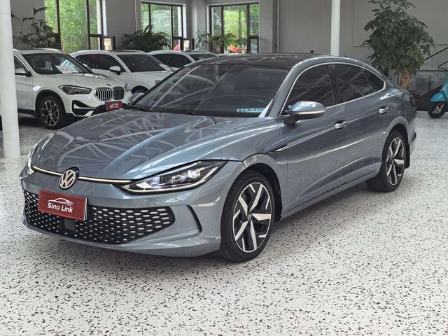 Volkswagen Lingdu 2022, 1.4 л турбо, робот (DCT), передний, пробег 22 000 км — авто из Китая с пробегом
