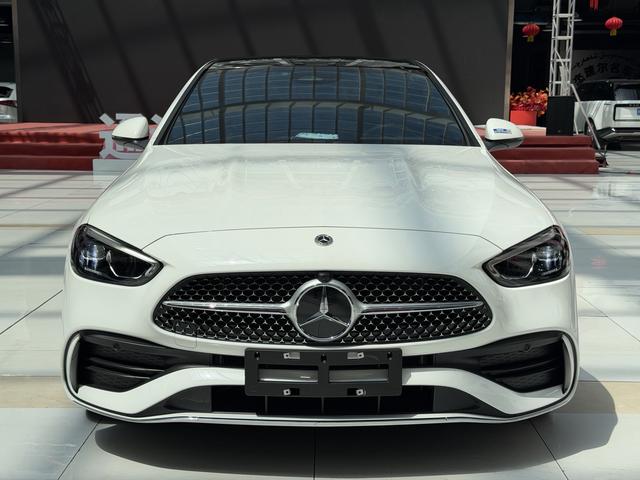 Mercedes-Benz C-Class 2024, фото 2