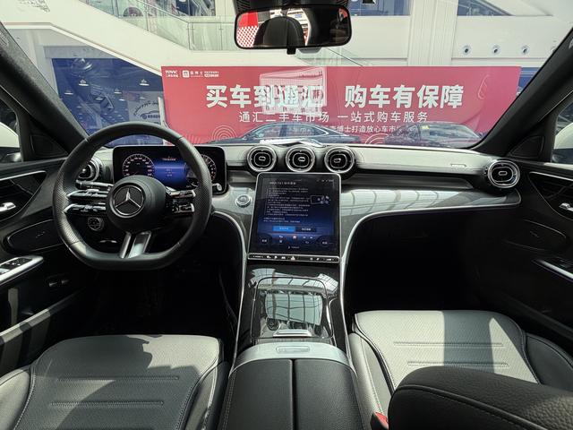 Mercedes-Benz C-Class 2024, фото 10