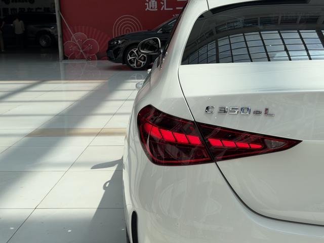 Mercedes-Benz C-Class 2024, фото 15