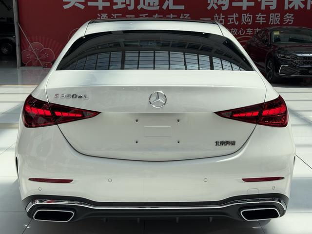 Mercedes-Benz C-Class 2024, фото 17