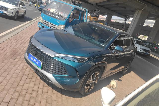 BYD Song L DM 2024, 1.5 л, вариатор (CVT), передний, пробег 48 100 км — авто из Китая с пробегом