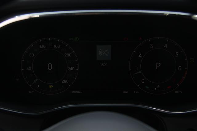 Jaguar F-PACE 2024, фото 15