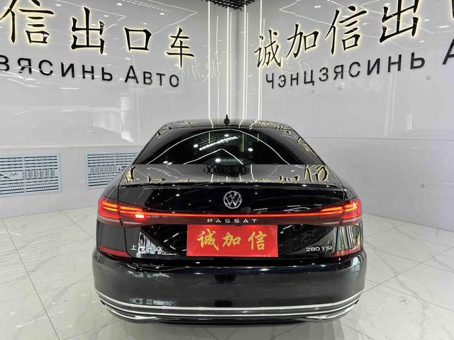 Volkswagen Passat 2022, фото 4