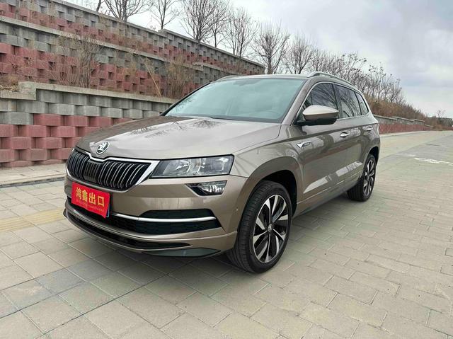 Skoda Karoq 2022, 1.4 л турбо, робот (DCT), передний, пробег 29 000 км — авто из Китая с пробегом