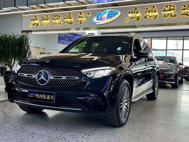 Mercedes-Benz GLC 2024, 2 л турбо, автомат, полный, пробег 46 000 км — авто из Китая с пробегом