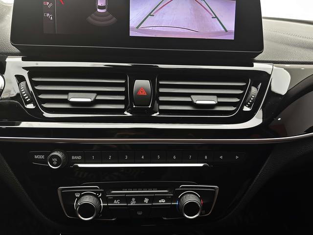 BMW 1 Series 2021, фото 15