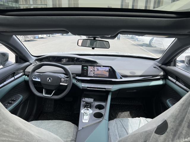Changan UNI-V 2024, фото 9