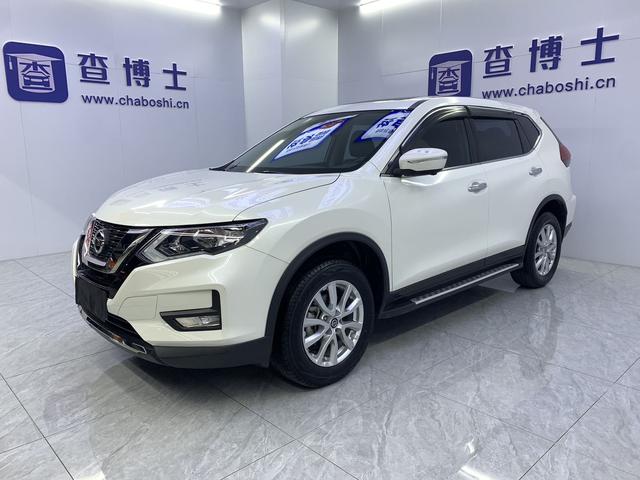 Nissan X-Trail 2022, 2 л, вариатор (CVT), передний, пробег 31 400 км — авто из Китая с пробегом