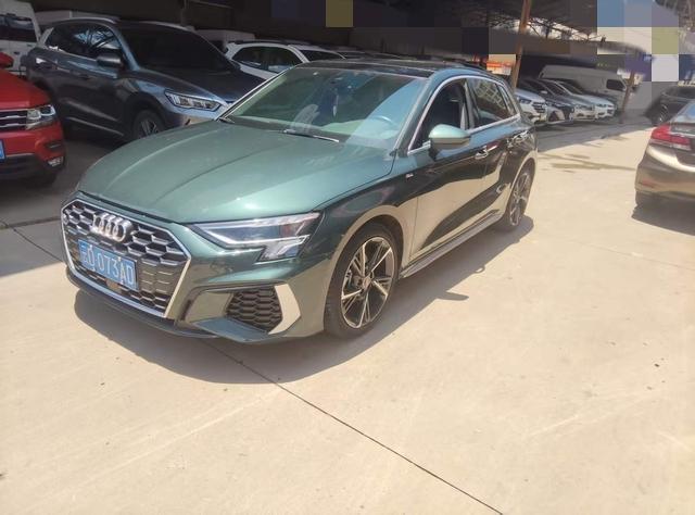 Audi A3 2022, 1.4 л турбо, робот (DCT), передний, пробег 62 000 км — авто из Китая с пробегом