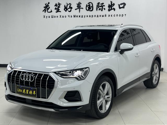 Audi Q3 2022, 1.4 л турбо, робот (DCT), передний, пробег 50 000 км — авто из Китая с пробегом