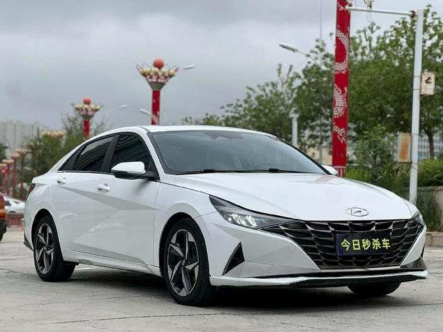Hyundai Elantra 2021, фото 3
