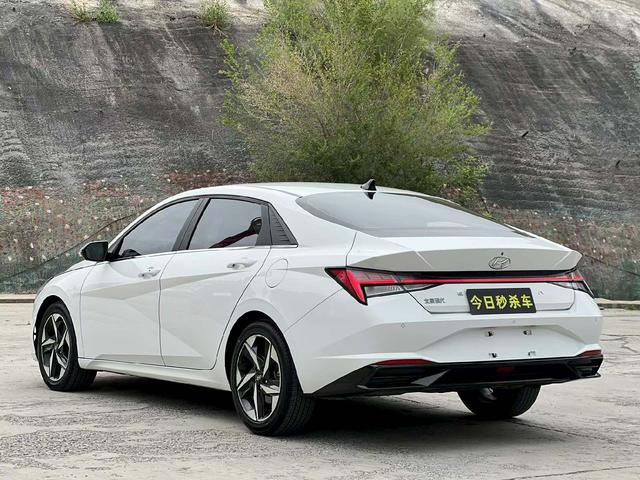 Hyundai Elantra 2021, фото 9