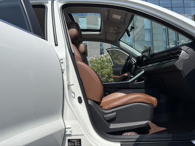 Geely Emgrand X6 2021, фото 14