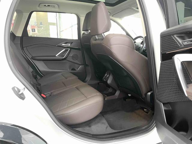 BMW X1 2023, фото 12