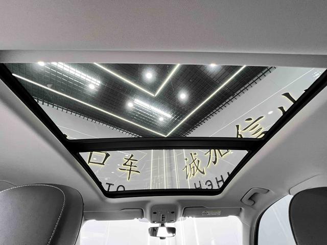 Audi Q3 2022, фото 16