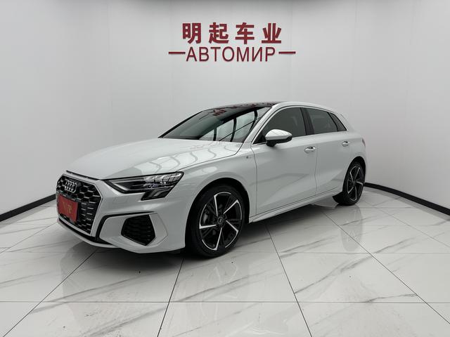 Audi A3 2022, 1.4 л турбо, робот (DCT), передний, пробег 3 000 км — авто из Китая с пробегом