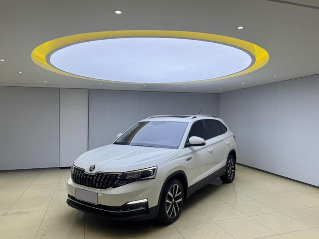 Skoda Kamiq 2022, 1.5 л, автомат, передний, пробег 44 000 км — авто из Китая с пробегом