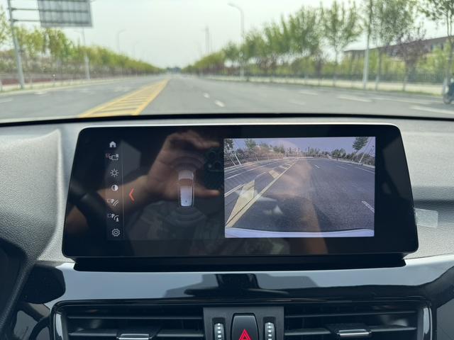BMW X1 2022, фото 16