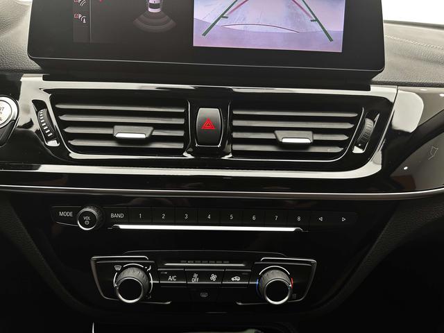 BMW 1 Series 2021, фото 15