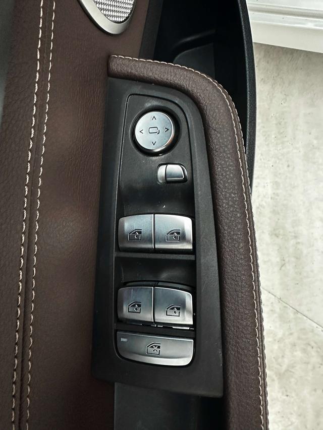 BMW 1 Series 2021, фото 16