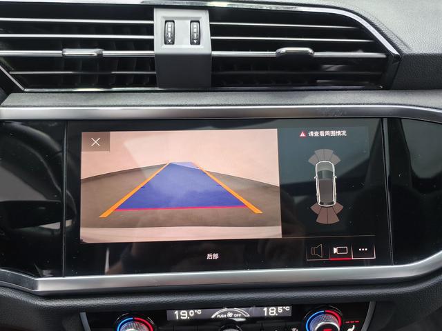 Audi Q3 2023, фото 17