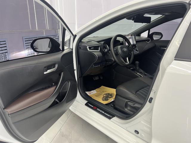 Toyota Corolla 2023, фото 7