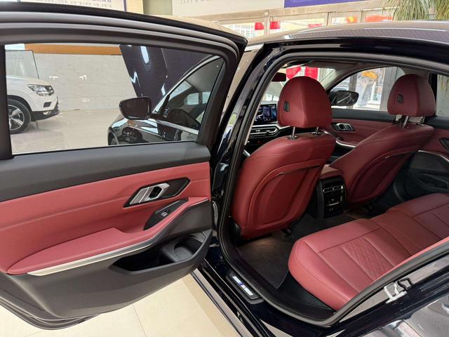 BMW 3 2023, фото 14