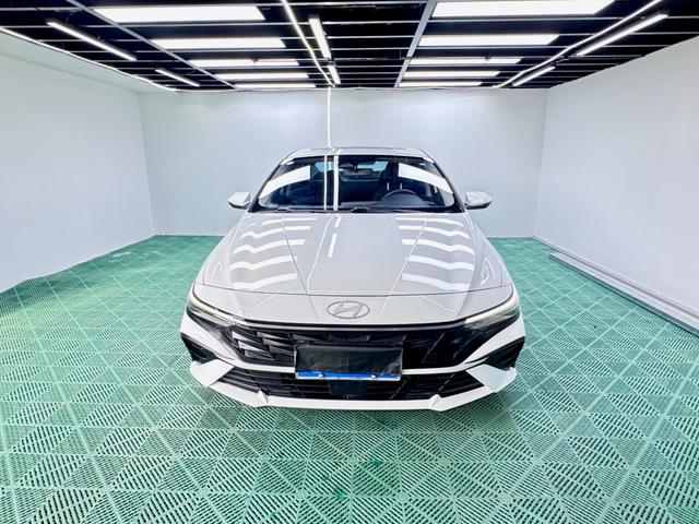 Hyundai Elantra 2023, фото 2